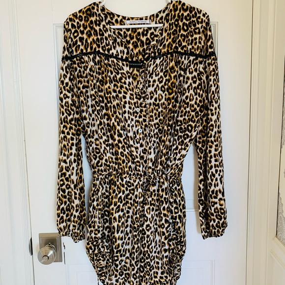 Faithful The Brand Animal Print Romper Size Medium NWOT - Picture 2 of 11